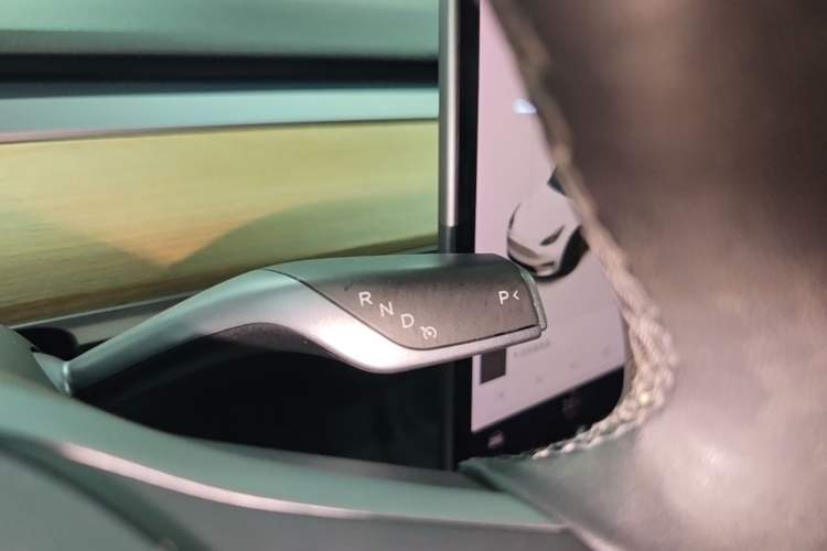 Used Tesla Model Y 2021 Long-Range All-Wheel-Drive Version Gear Lever