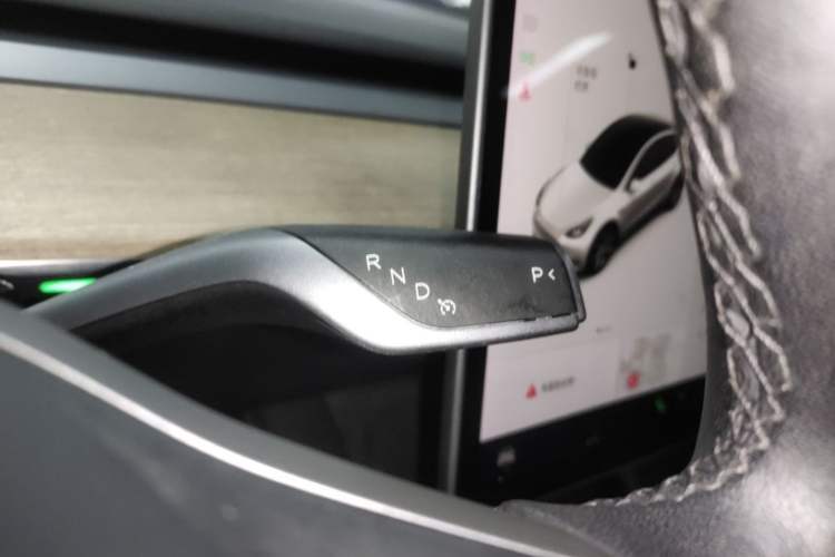 Used Tesla Model Y 2021 Long-Range All-Wheel-Drive Version 3D7 Gear Lever