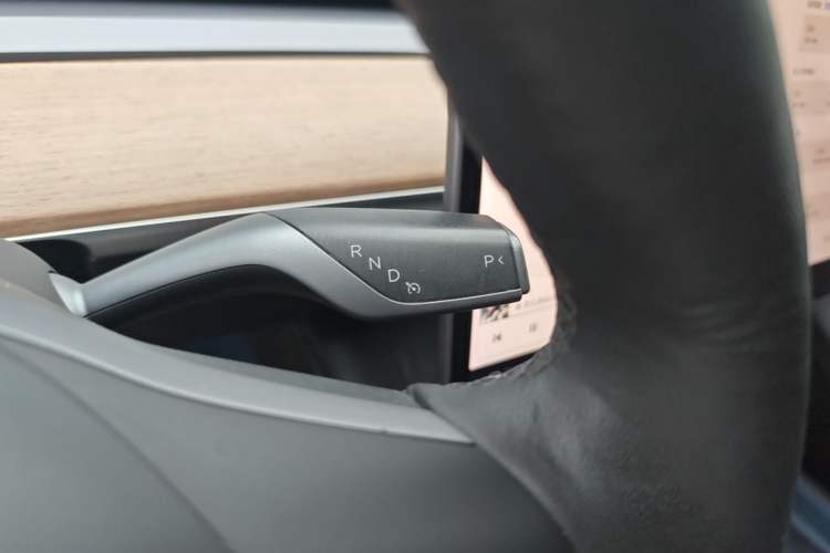 Used Tesla Model Y 2021 Long-Range All-Wheel-Drive Version Gear Lever