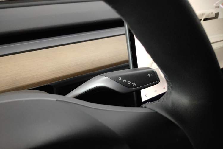 Used Tesla Model Y 2021 Revised Version 2 Long-Range All-Wheel-Drive Edition Gear Lever