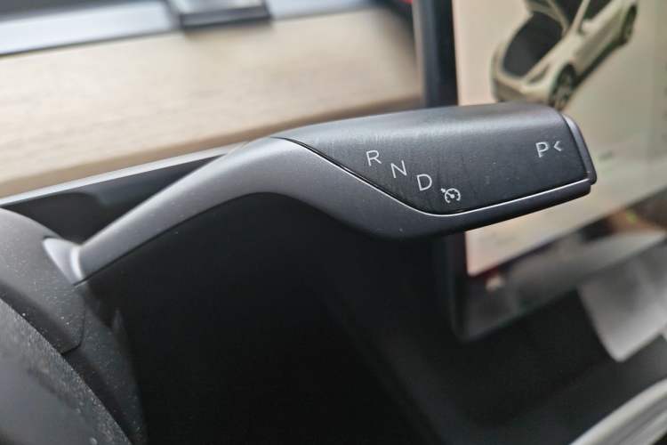 Used Tesla Model Y 2021 Standard Range Rear-Wheel Drive Version Gear Lever