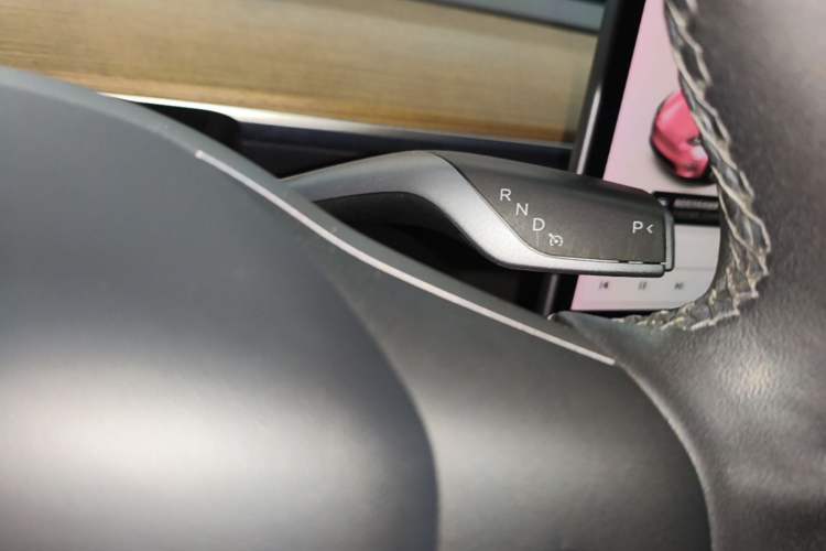 Used Tesla Model Y 2021 Long-Range All-Wheel-Drive Version Gear Lever