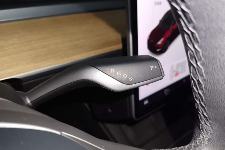 Used Tesla Model Y 2021 Long-Range All-Wheel-Drive Version 3D7 Gear Lever