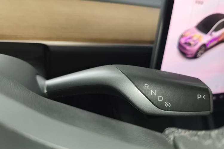 Used Tesla Model Y 2021 Standard Range Rear-Wheel Drive Version Gear Lever