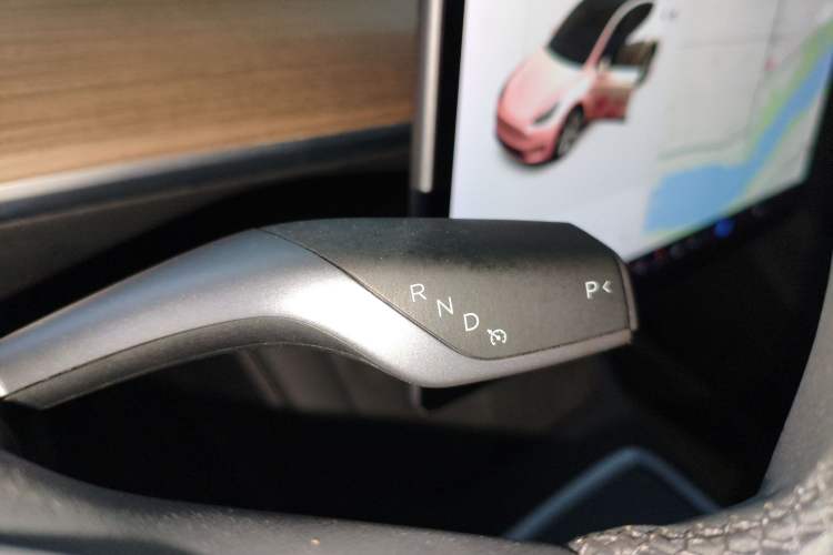 Used Tesla Model Y 2021 Standard Range Rear-Wheel Drive Version Gear Lever