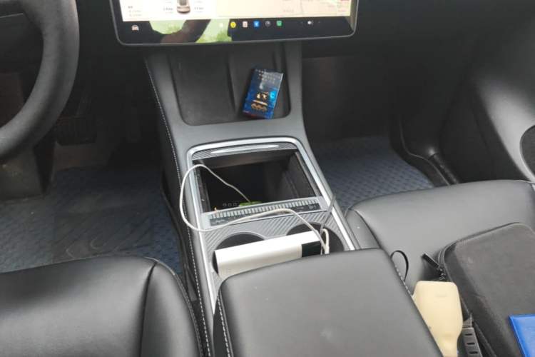 Used Tesla Model Y 2021 Long-Range All-Wheel-Drive Version Gear Lever