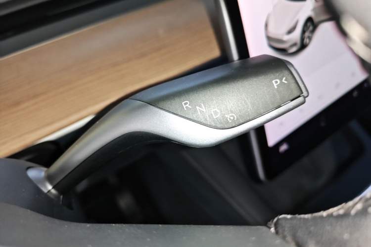 Used Tesla Model Y 2021 Long-Range All-Wheel-Drive Version Gear Lever
