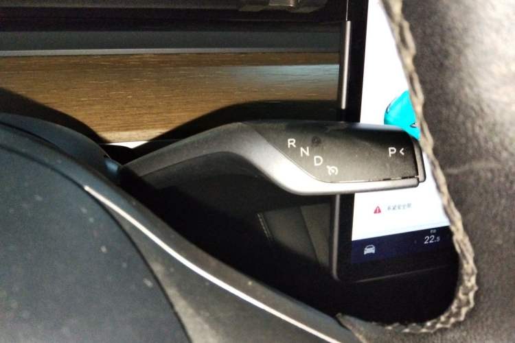 Used Tesla Model Y 2021 Long-Range All-Wheel-Drive Version Gear Lever