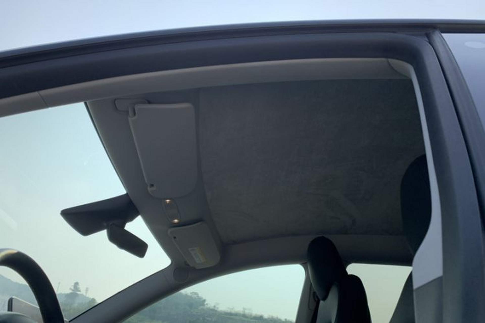 Used Tesla Model Y 2021 Long-Range All-Wheel-Drive Version 3D7 Headliner