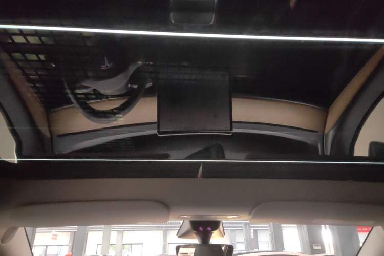 Used Tesla Model Y 2021 Revised Version 2 Long-Range All-Wheel-Drive Edition Headliner