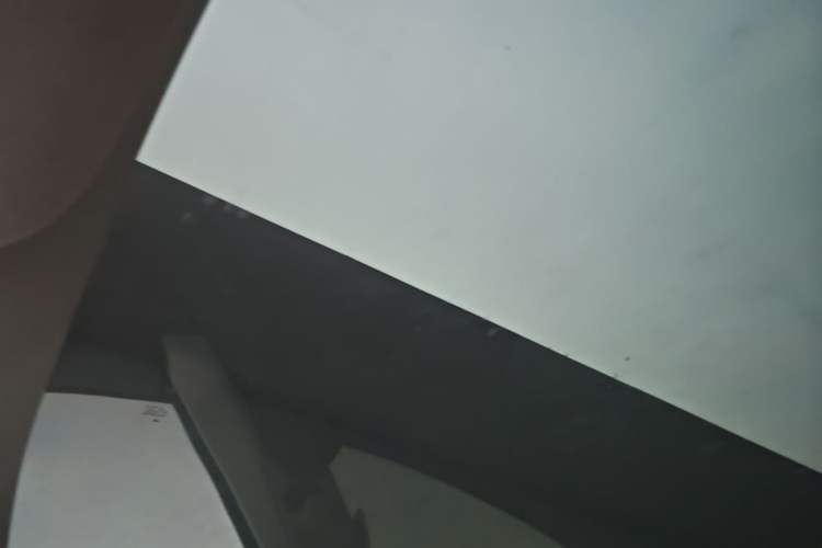 Used Tesla Model Y 2021 Long-Range All-Wheel-Drive Version Headliner