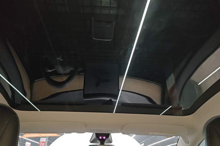 Used Tesla Model Y 2021 Revised Version 2 Long-Range All-Wheel-Drive Edition Headliner