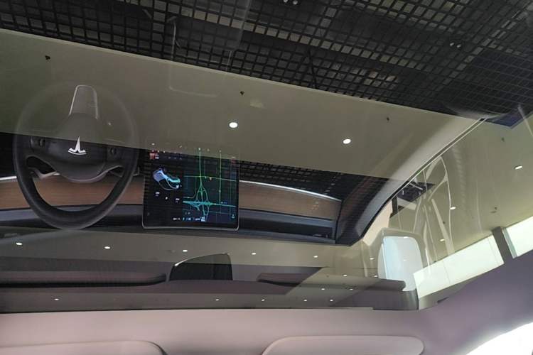 Used Tesla Model Y 2021 Standard Range Rear-Wheel Drive Version Headliner