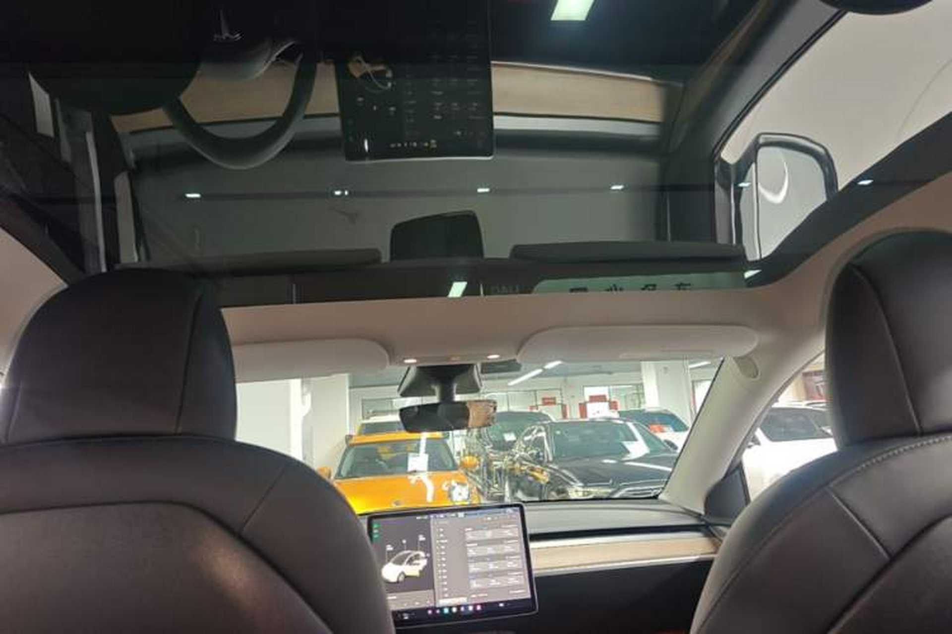Used Tesla Model Y 2021 Long-Range All-Wheel-Drive Version 3D7 Headliner