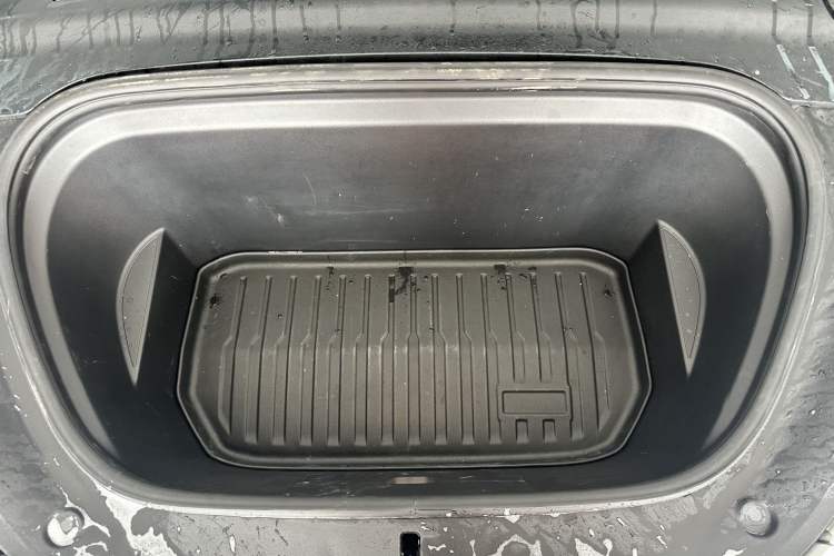 Used Tesla Model Y 2021 Performance High-Performance All-Wheel-Drive Version Interior 1