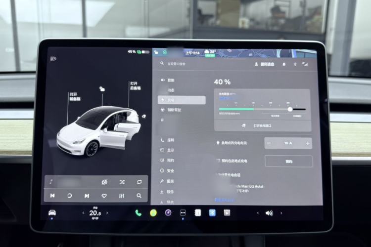 Used Tesla Model Y 2021 Long-Range All-Wheel-Drive Version 3D7 Interior 9