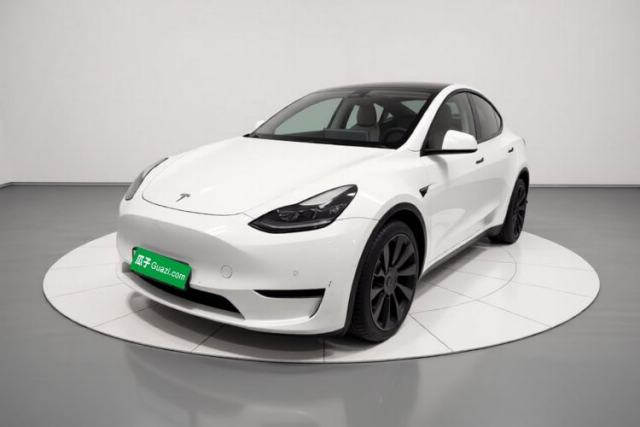Used Tesla Model Y 2021 Long-Range All-Wheel-Drive Version 3D7
