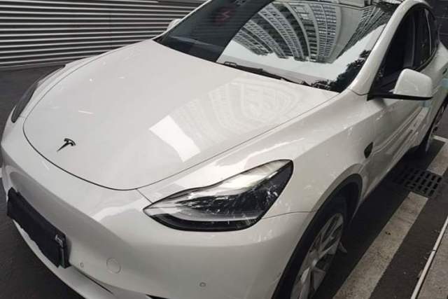 Used Tesla Model Y 2021 Standard Range Rear-Wheel Drive Version