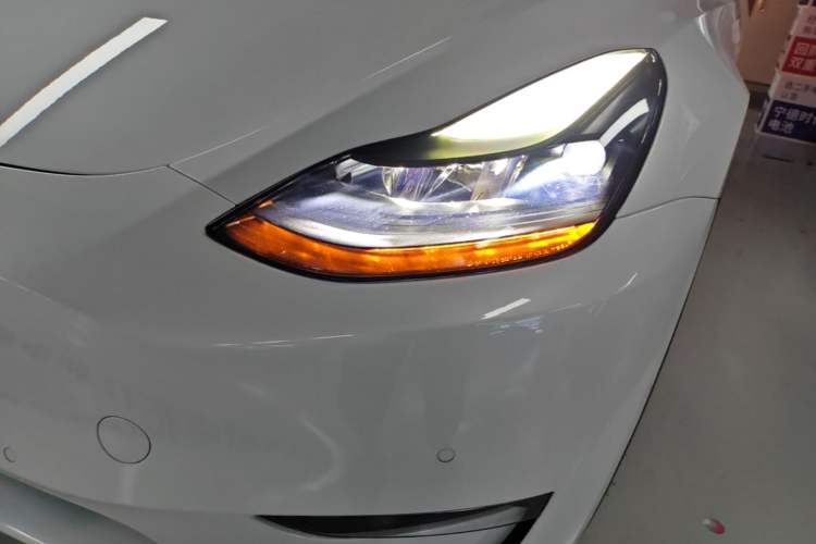Used Tesla Model Y 2021 Long-Range All-Wheel-Drive Version 3D7 Left Front Headlight