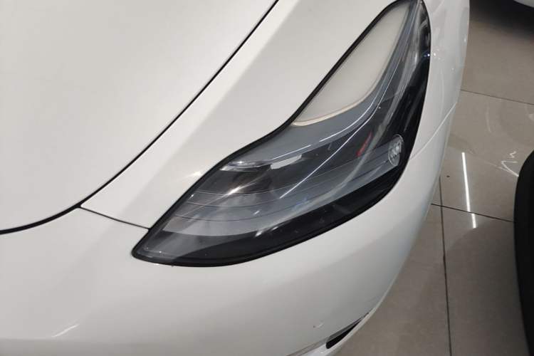 Used Tesla Model Y 2021 Standard Range Rear-Wheel Drive Version Left Front Headlight