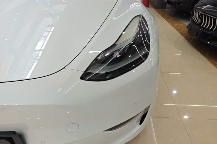 Used Tesla Model Y 2021 Standard Range Rear-Wheel Drive Version Left Front Headlight