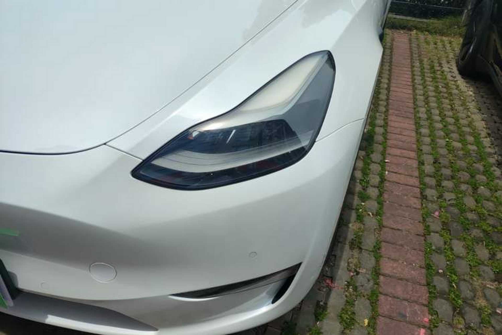 Used Tesla Model Y 2021 Long-Range All-Wheel-Drive Version 3D7 Left Front Headlight