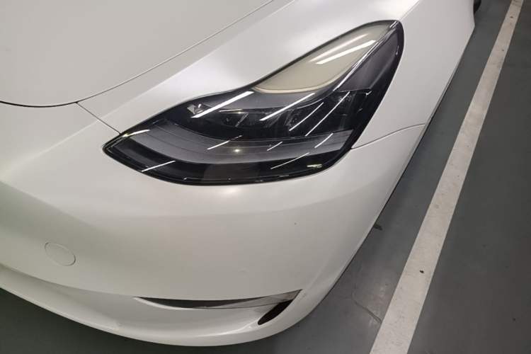 Used Tesla Model Y 2021 Standard Range Rear-Wheel Drive Version Left Front Headlight