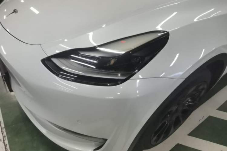 Used Tesla Model Y 2021 Long-Range All-Wheel-Drive Version Left Front Headlight