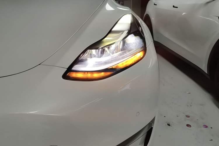 Used Tesla Model Y 2021 Performance High-Performance All-Wheel-Drive Version Left Front Headlight