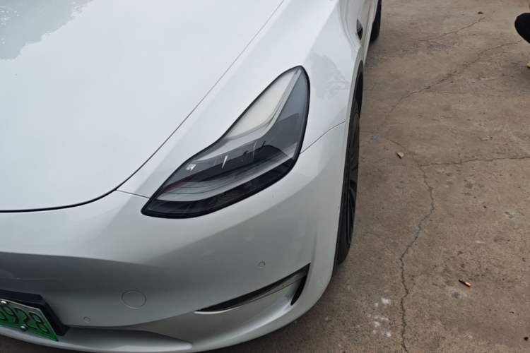 Used Tesla Model Y 2021 Long-Range All-Wheel-Drive Version Left Front Headlight