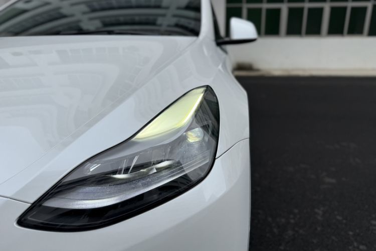 Used Tesla Model Y 2021 Performance High-Performance All-Wheel-Drive Version Left Front Headlight