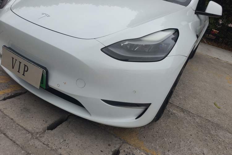 Used Tesla Model Y 2021 Long-Range All-Wheel-Drive Version Left Front Headlight