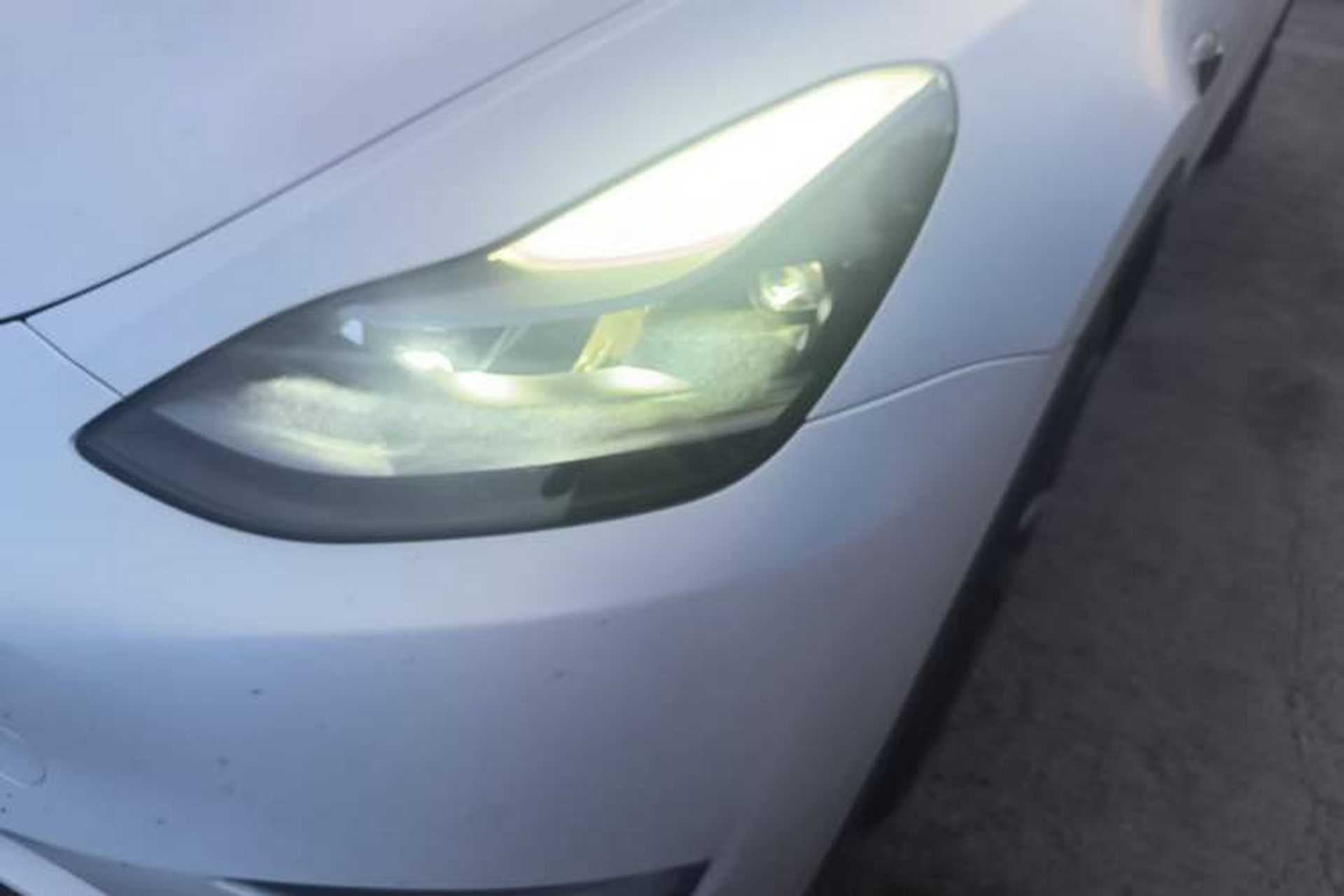 Used Tesla Model Y 2021 Standard Range Rear-Wheel Drive Version Left Front Headlight