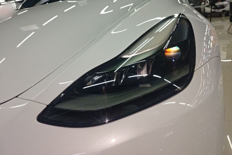 Used Tesla Model Y 2021 Long-Range All-Wheel-Drive Version Left Front Headlight