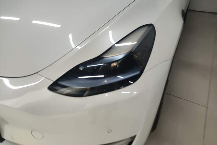 Used Tesla Model Y 2021 Standard Range Rear-Wheel Drive Version Left Front Headlight