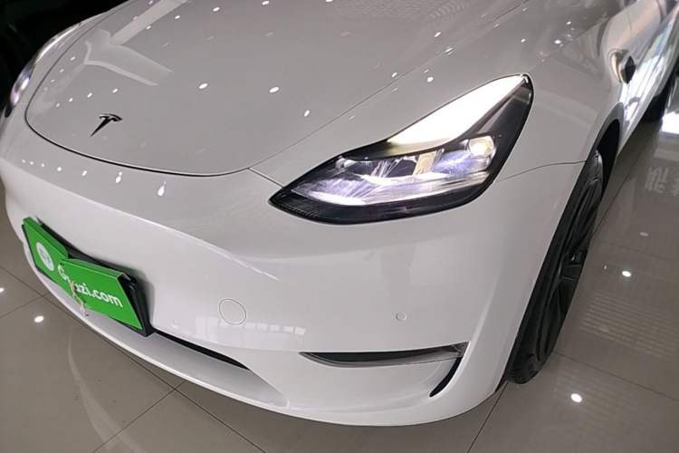 Used Tesla Model Y 2021 Standard Range Rear-Wheel Drive Version Left Front Headlight