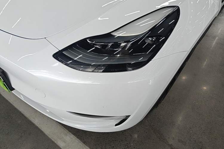 Used Tesla Model Y 2021 Long-Range All-Wheel-Drive Version Left Front Headlight