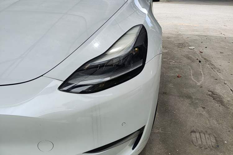 Used Tesla Model Y 2021 Standard Range Rear-Wheel Drive Version Left Front Headlight