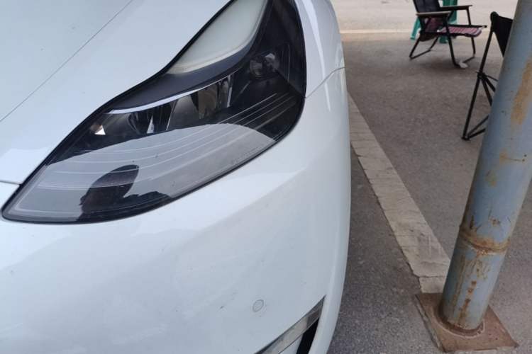 Used Tesla Model Y 2021 Standard Range Rear-Wheel Drive Version Left Front Headlight