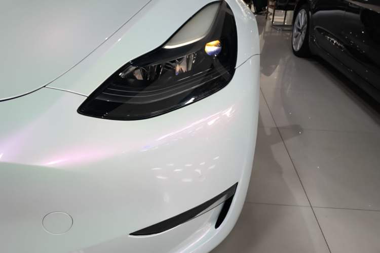 Used Tesla Model Y 2021 Long-Range All-Wheel-Drive Version 3D7 Left Front Headlight