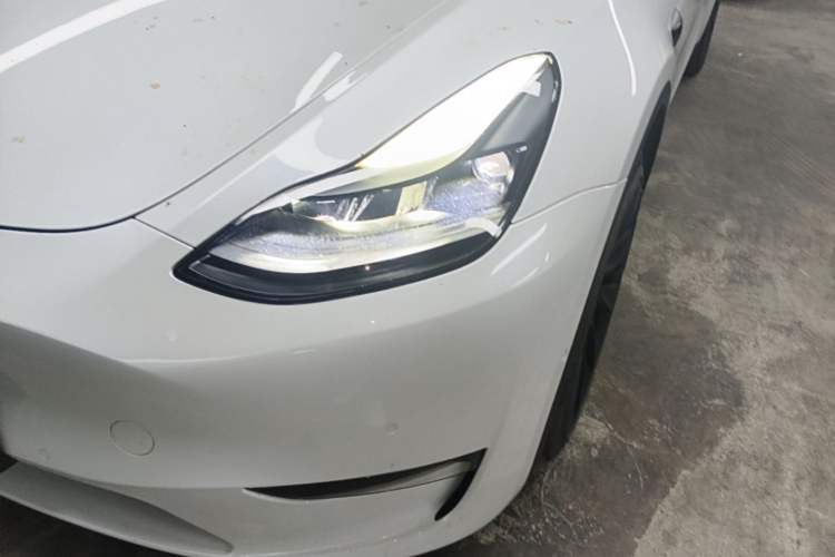 Used Tesla Model Y 2021 Long-Range All-Wheel-Drive Version Left Front Headlight