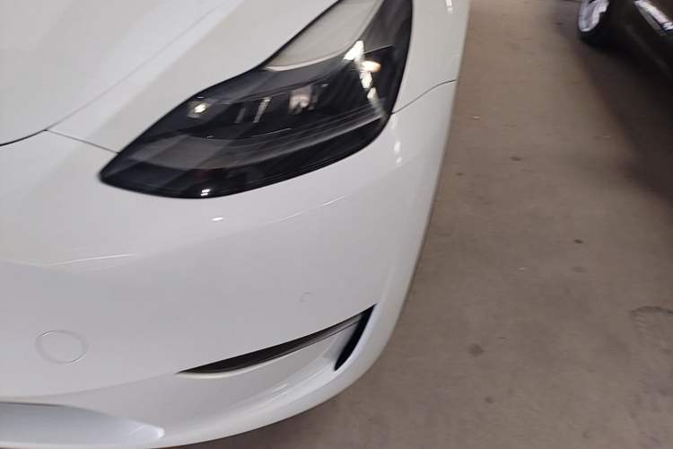 Used Tesla Model Y 2021 Long-Range All-Wheel-Drive Version 3D7 Left Front Headlight