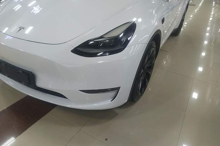 Used Tesla Model Y 2021 Long-Range All-Wheel-Drive Version Left Front Headlight