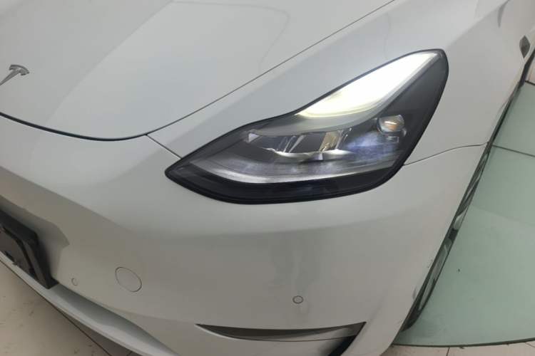 Used Tesla Model Y 2021 Long-Range All-Wheel-Drive Version 3D7 Left Front Headlight
