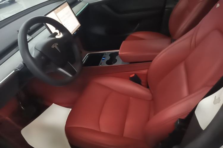 Used Tesla Model Y 2021 Revised Version 2 Long-Range All-Wheel-Drive Edition Left Front Seat