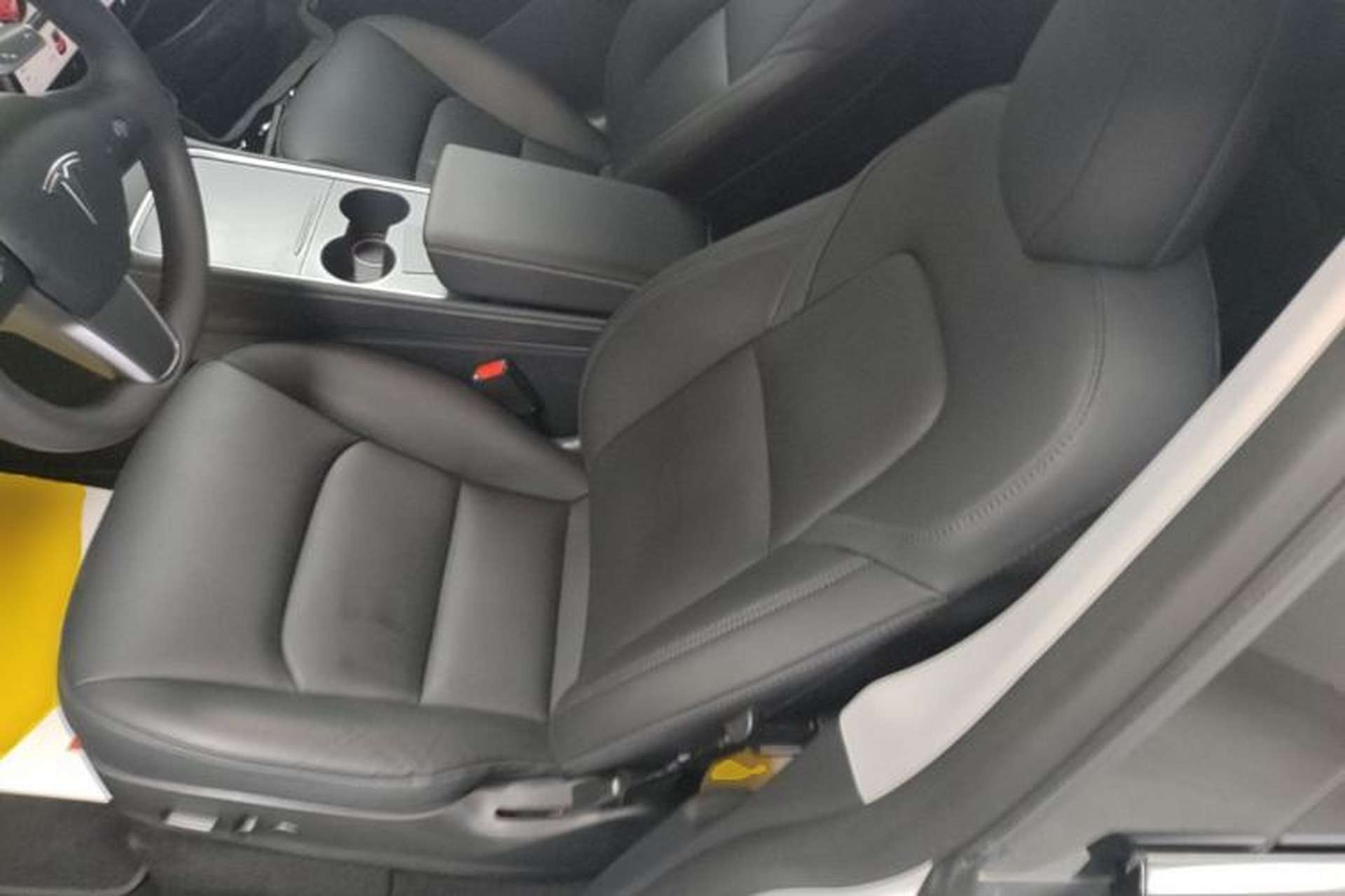 Used Tesla Model Y 2021 Long-Range All-Wheel-Drive Version 3D7 Left Front Seat