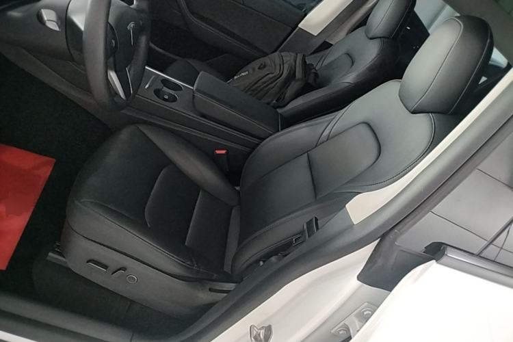 Used Tesla Model Y 2021 Standard Range Rear-Wheel Drive Version Left Front Seat