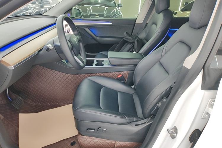 Used Tesla Model Y 2021 Revised Version 2 Long-Range All-Wheel-Drive Edition Left Front Seat