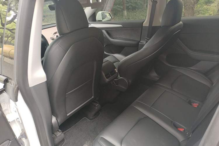 Used Tesla Model Y 2021 Performance High-Performance All-Wheel-Drive Version Left Front Seat