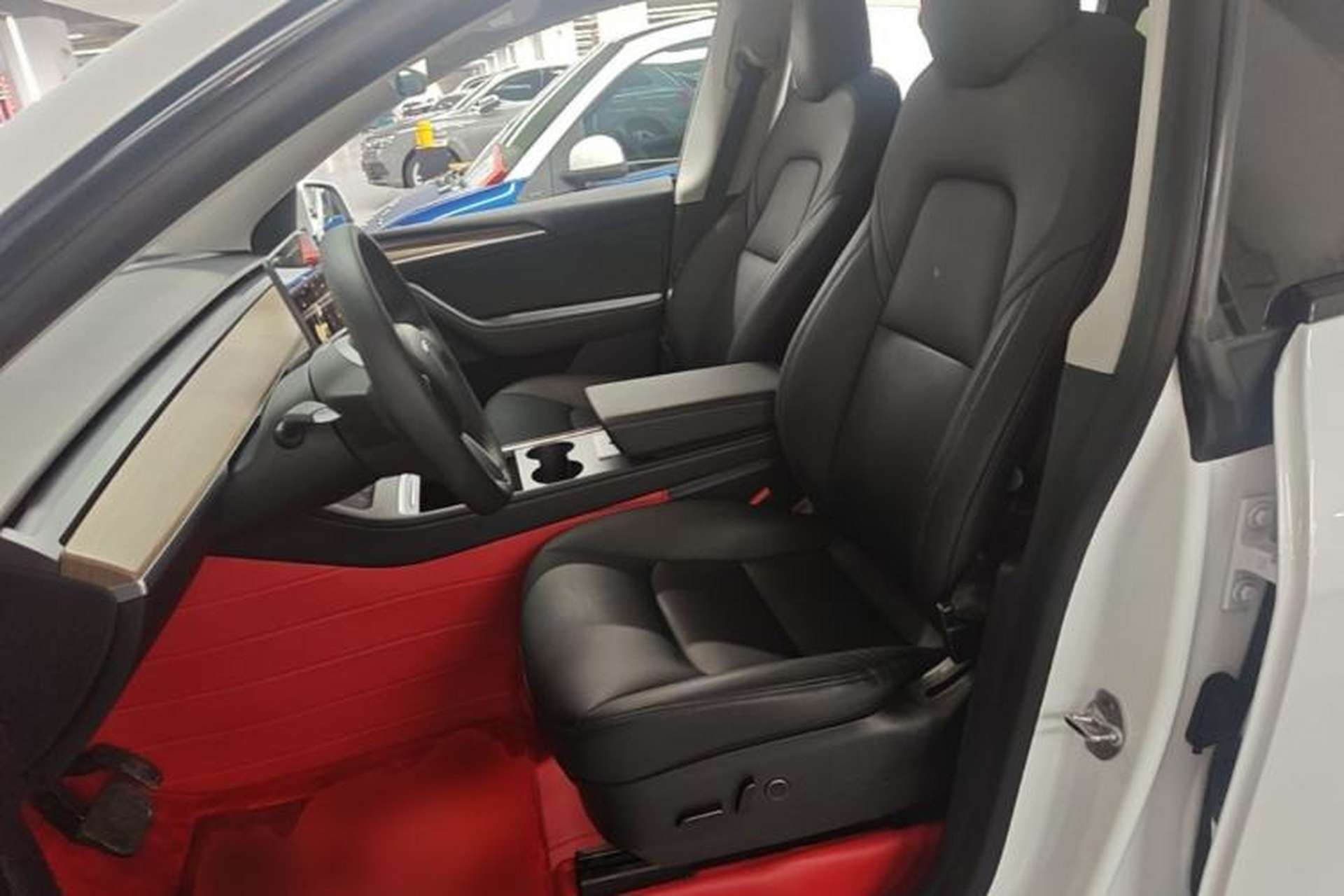 Used Tesla Model Y 2021 Long-Range All-Wheel-Drive Version 3D7 Left Front Seat